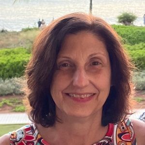 Meet your Posher, Debbie